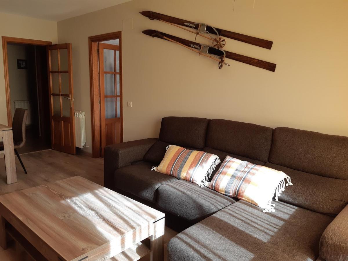 Apartamento Familiar Con Vistas Y Garage La Portiecha Apartment ซาเยนต์ เด กาเยโก ภายนอก รูปภาพ
