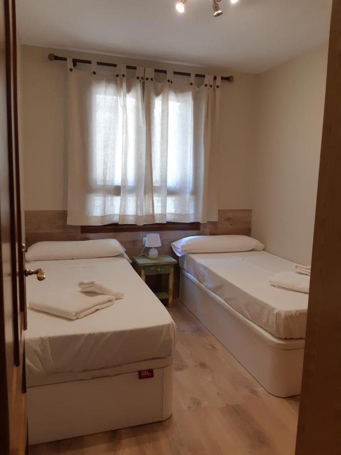 Apartamento Familiar Con Vistas Y Garage La Portiecha Apartment ซาเยนต์ เด กาเยโก ภายนอก รูปภาพ